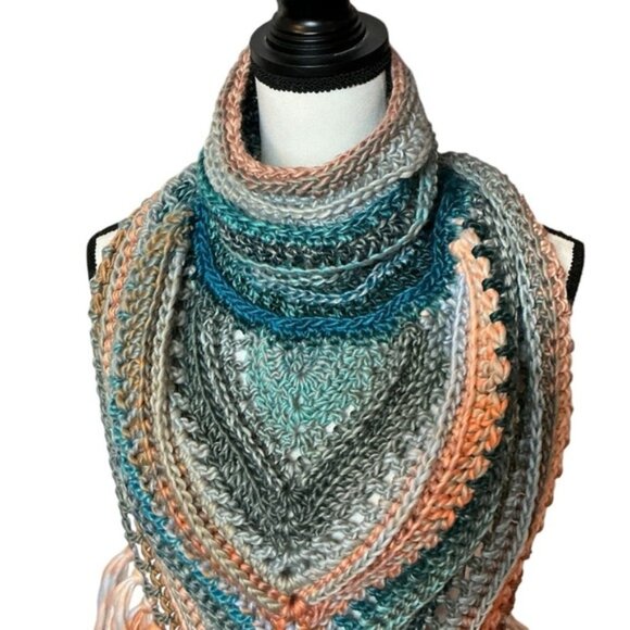 Handcrafted Crochet Cowl Neck Scarf With Fringe New Handmade by Seller Knit - Picture 5 of 16